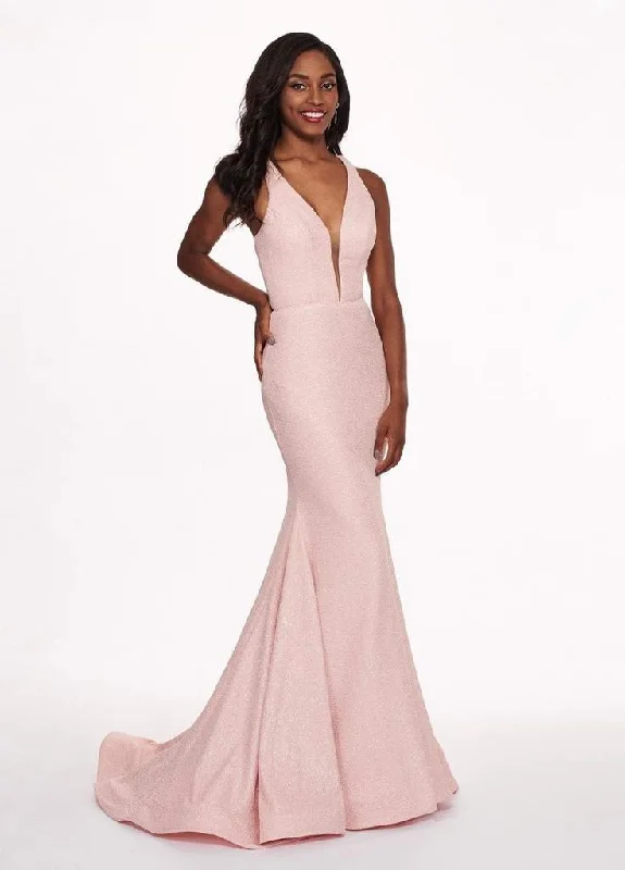 Online Boutiques Clothing Rachel Allan - 6472 V-Neck Fitted Crinckled Foil Jersey Evening Gown