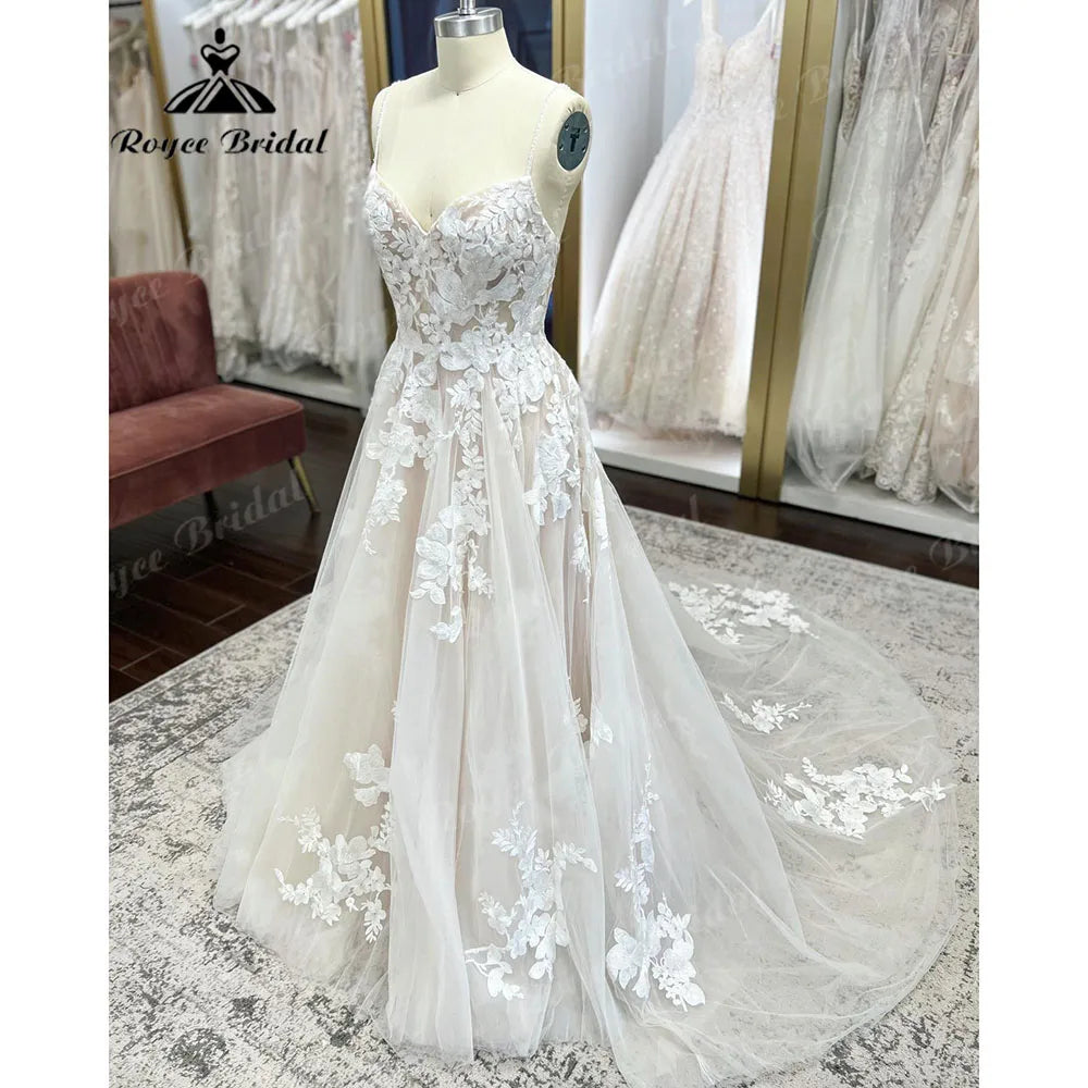 Mega Sales Vintage Spaghetti Straps Lace Appliques Beach Wedding Dress with V Nneck A Line Boho Bridal Gown abito da sposa Summer Sexy