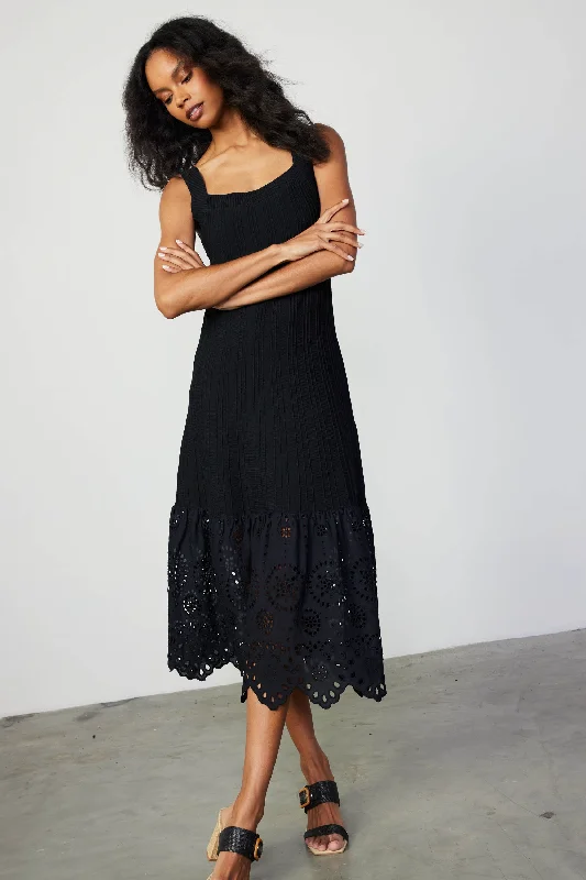 Chic Style, Always In Vogue Contrast Lace Knit Dress